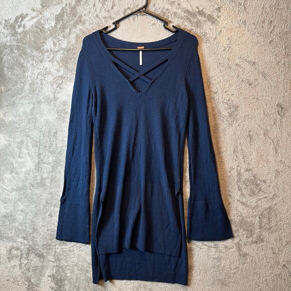 Free People Navy Blue Criss Cross Tunic Sweater Side Slit Women's Size Small - Picture 1 of 6